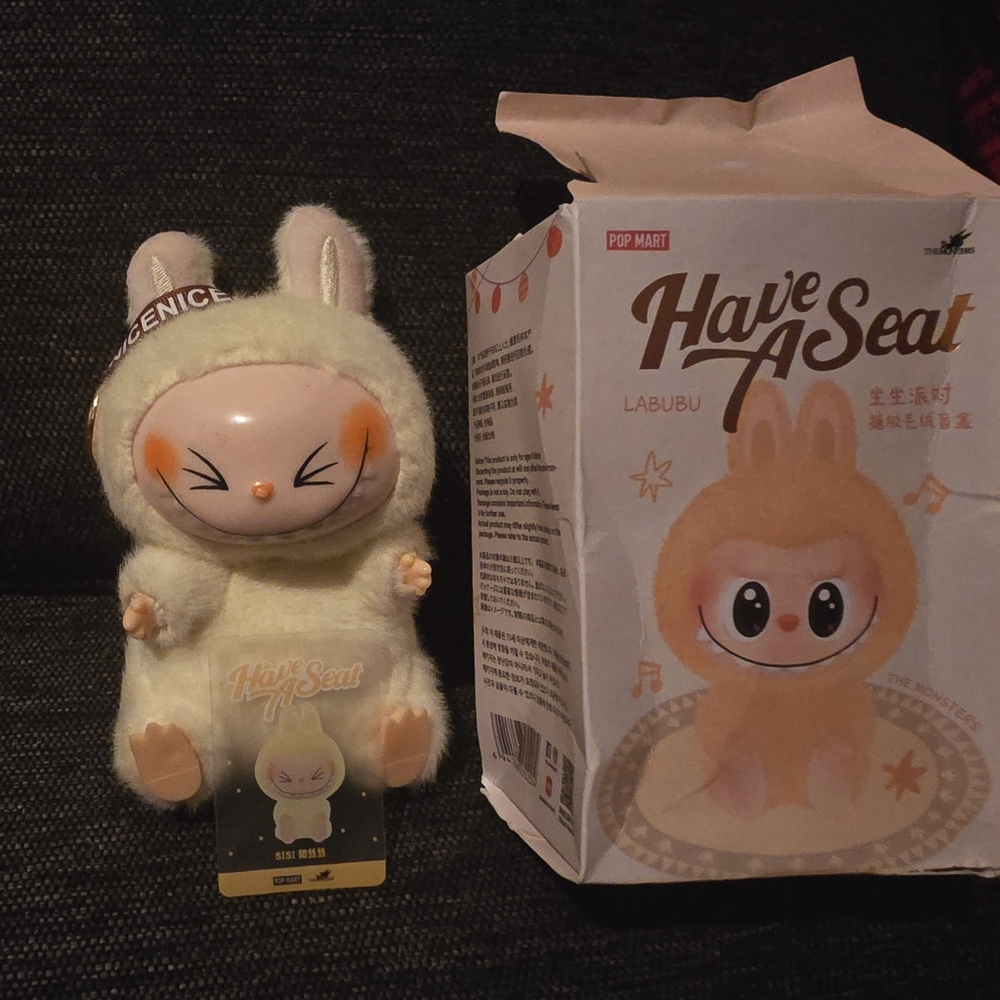 For SilsoLabubu Monster Series SiSi.